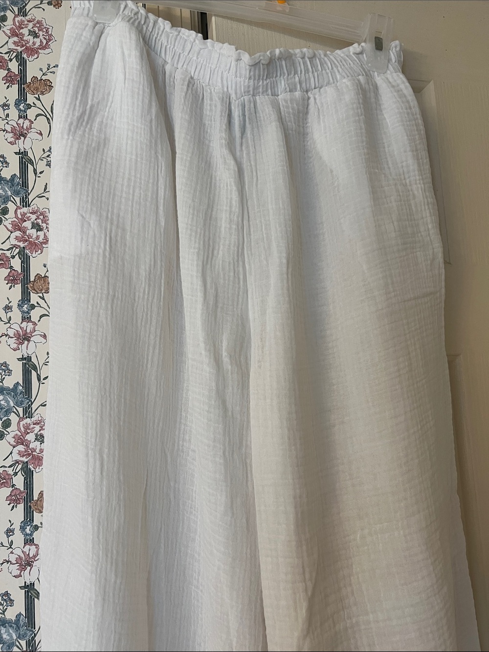 Shade and Shore white wide leg cotton pants size M - Picture 2 of 6